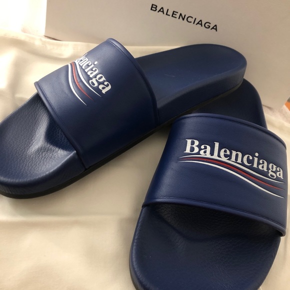 Balenciaga Campaign Logo Slides - Picture 1 of 6
